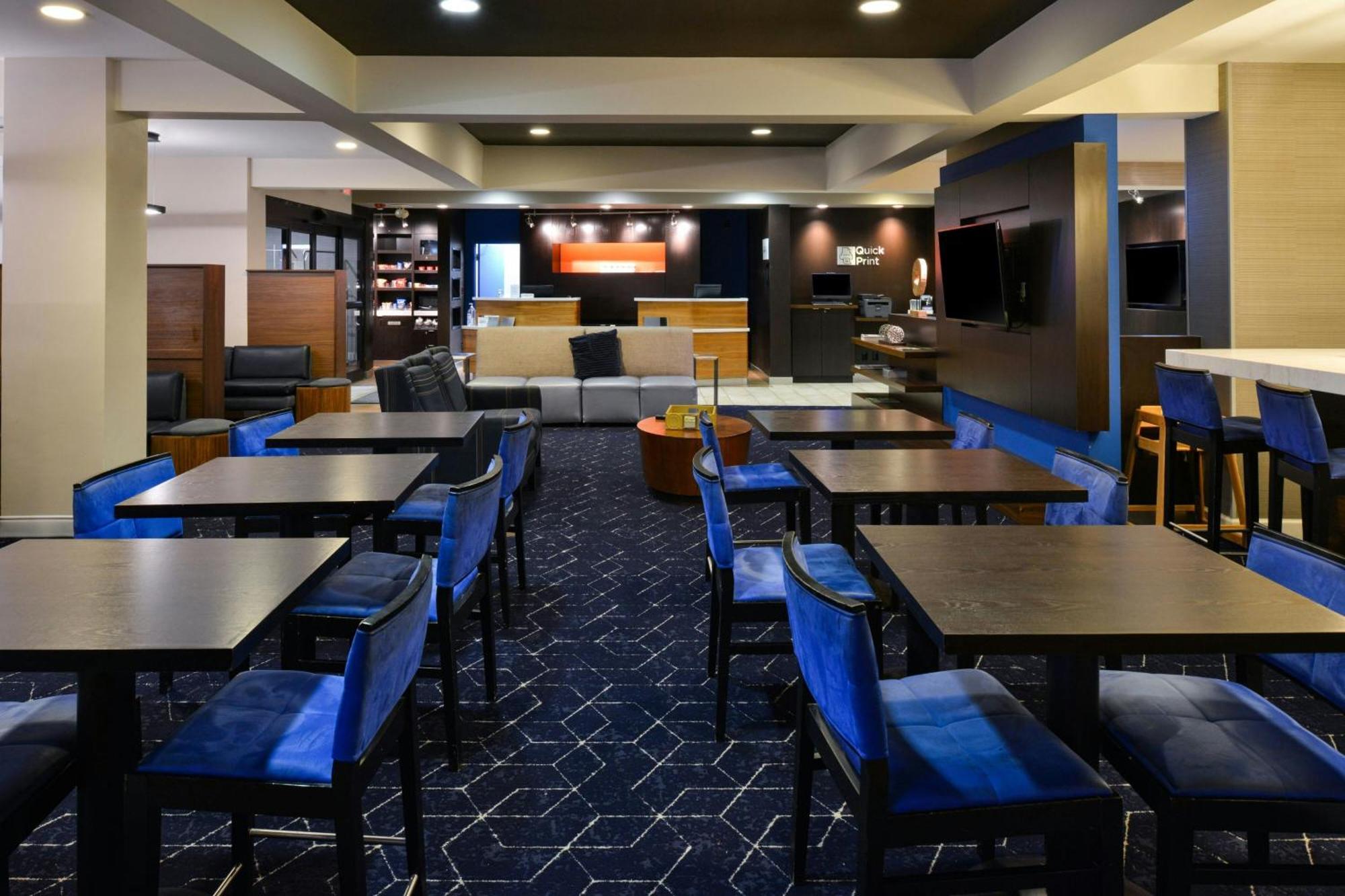 Courtyard Detroit Utica Ξενοδοχείο Εξωτερικό φωτογραφία